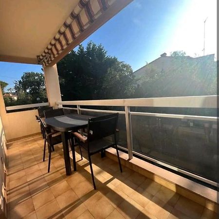 2 Pieces Proche Plage + Parking Golfe-Juan Ngoại thất bức ảnh